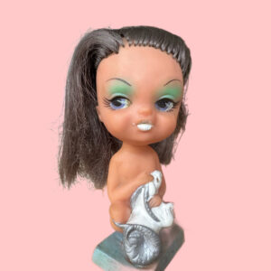 Antigua Muñeca - Caprocornio Horóscopo