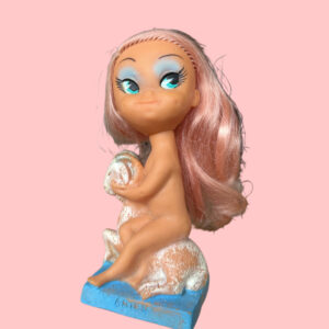 Antigua Muñeca - Aries Horóscopo